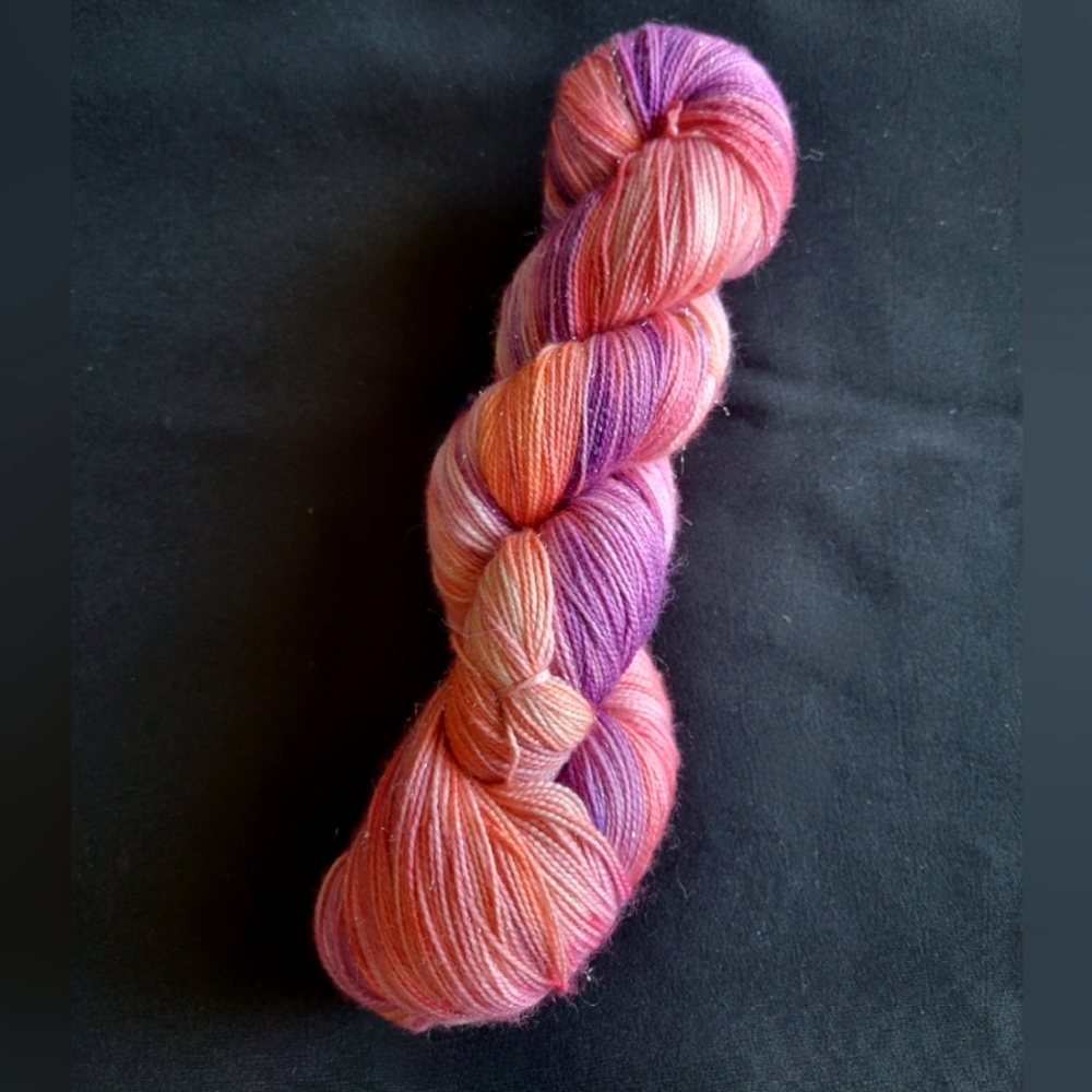 Beautiful Sparkly Merino Yarn Skien